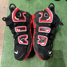 Load image into Gallery viewer, Nike Air More Uptempo Size 9.5
