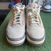 Load image into Gallery viewer, Jordan Muslin 3s Size 9
