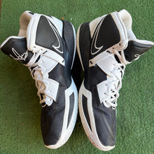 Load image into Gallery viewer, Nike Kyrie Infinity TB Size 12.5
