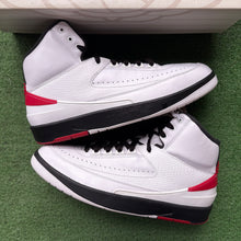 Load image into Gallery viewer, Jordan Chicago 2s Size 10.5
