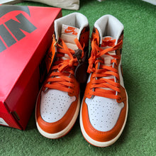 Load image into Gallery viewer, Jordan Starfish 1s Size 11W/9.5M
