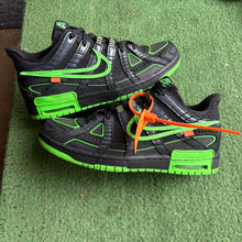 Load image into Gallery viewer, Nike Off White Green Strike Rubber Dunks Size 9
