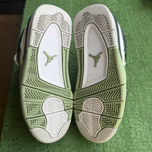 Load image into Gallery viewer, Jordan Seafoam 4s Size 6.5W/5M
