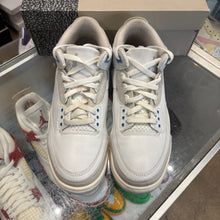 Load image into Gallery viewer, Jordan Lucky Shorts 3s Size 9.5
