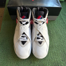 Load image into Gallery viewer, Jordan Bugs Bunny 8s Size 10.5

