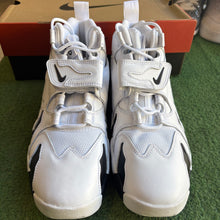Load image into Gallery viewer, Nike Colorado Away Air Max DT 96s Size 8.5
