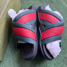 Load image into Gallery viewer, Gucci Slides Size 10UK
