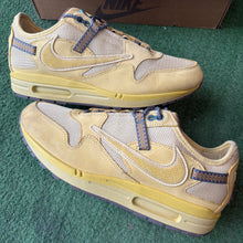 Load image into Gallery viewer, Nike Travis Scott Air Max 1s Size 11
