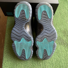 Load image into Gallery viewer, Jordan Gamma 11s Size 9
