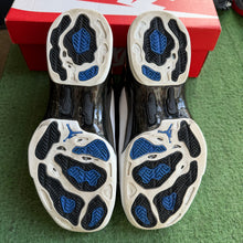 Load image into Gallery viewer, Jordan Copper 17s Size 8.5

