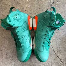 Load image into Gallery viewer, Jordan Gatorade 6s Size 10.5
