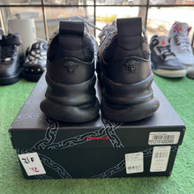Load image into Gallery viewer, Versace Chain Reactions Size 42
