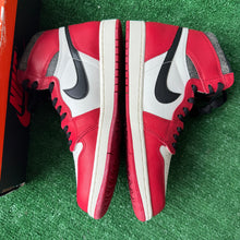 Load image into Gallery viewer, Jordan Lost and Found 1s Size 11.5
