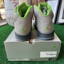 Load image into Gallery viewer, Jordan Green Bean 5s Size 13
