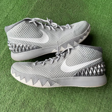 Load image into Gallery viewer, Nike Kyrie Wolf Grey 1s Size 11
