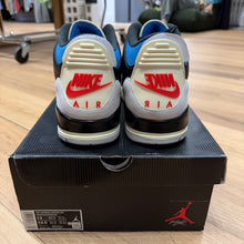 Load image into Gallery viewer, Jordan Rare Air 3s Size 13
