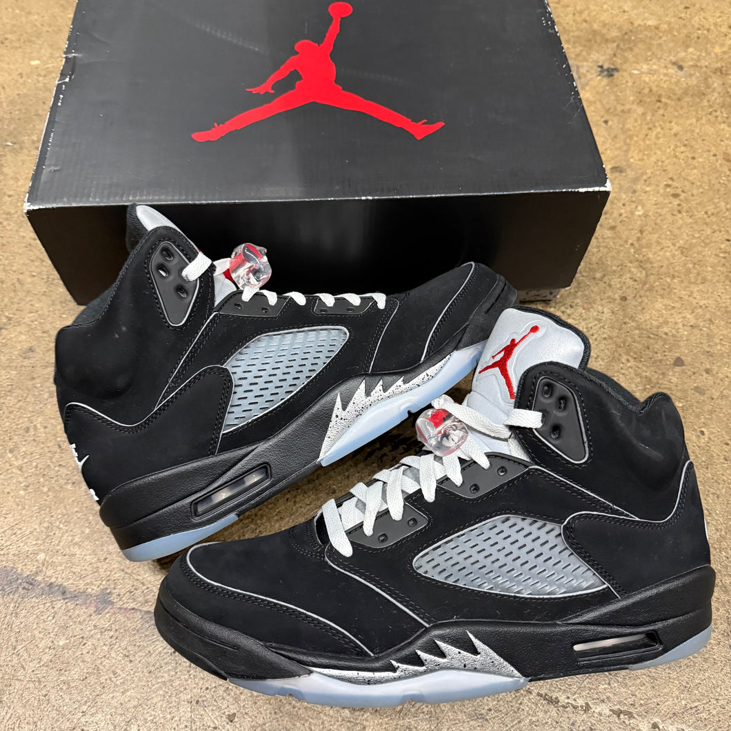 Jordan Reimagined Metallic 5s Size 9.5