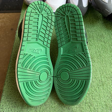 Load image into Gallery viewer, Jordan Pine Green 1s Size 10.5

