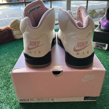 Load image into Gallery viewer, Jordan Medium Soft Pink 5s Size 11.5
