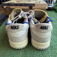 Load image into Gallery viewer, Nike Off White Lot 32 Low Dunks Size 10

