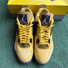 Load image into Gallery viewer, Jordan Lightning 4s Size 10.5
