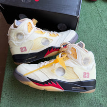 Load image into Gallery viewer, Jordan Off White Sail 5s Size 9
