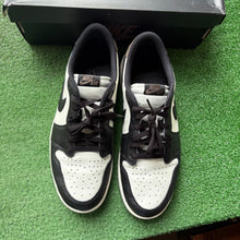 Load image into Gallery viewer, Jordan Mocha Low 1s Size 12
