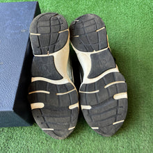 Load image into Gallery viewer, Dior B22 Size 45
