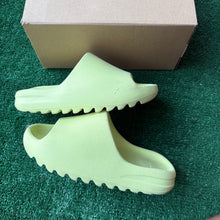 Load image into Gallery viewer, Yeezy Green Glow Slides Size 5
