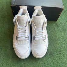 Load image into Gallery viewer, Jordan Pure Money 4s Size 7Y
