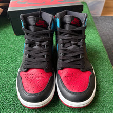 Load image into Gallery viewer, Jordan UNC To Chi 1s Size 6.5W/5M
