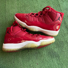 Load image into Gallery viewer, Jordan Win Like 96s Size 9
