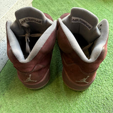 Load image into Gallery viewer, Jordan Burgundy 5s Size 8.5
