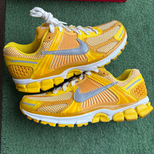 Load image into Gallery viewer, Nike Zoom Yellow Ochre Vomero 5s Size 9
