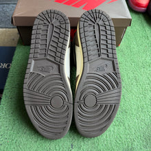 Load image into Gallery viewer, Jordan Travis Scott Mocha High 1s Size 11
