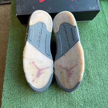 Load image into Gallery viewer, Jordan Indigo Haze Low 5s Size 12W/10.5M

