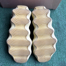 Load image into Gallery viewer, Adidas Yeezy Sulfur 450s Size 9.5
