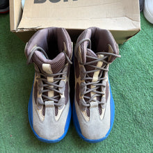 Load image into Gallery viewer, Yeezy DSRT Taupe Blue Boots Size 11
