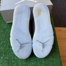 Load image into Gallery viewer, Jordan Wolf Grey 5s Size 8
