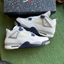 Load image into Gallery viewer, Jordan Midnight Navy 4s Size 12
