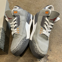 Load image into Gallery viewer, Jordan Cool Grey 3s Size 9.5
