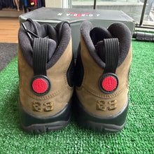 Load image into Gallery viewer, Jordan Olive 9s Size 6Y
