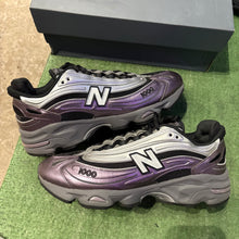 Load image into Gallery viewer, New Balance 1000s Size 9.5
