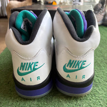 Load image into Gallery viewer, Jordan Grape 5s Size 9.5
