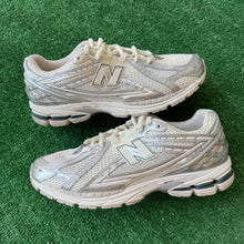 Load image into Gallery viewer, New Balance 1906Rs Size 12
