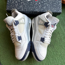 Load image into Gallery viewer, Jordan Midnight Navy 4s Size 12

