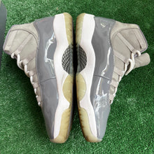 Load image into Gallery viewer, Jordan Cool Grey 11s Size 12
