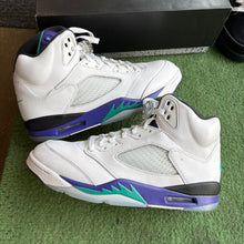 Load image into Gallery viewer, Jordan Grape 5s Size 10
