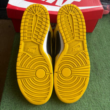 Load image into Gallery viewer, Nike Iowa High Dunks Size 13
