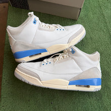 Load image into Gallery viewer, Jordan Lucky Shorts 3s Size 11
